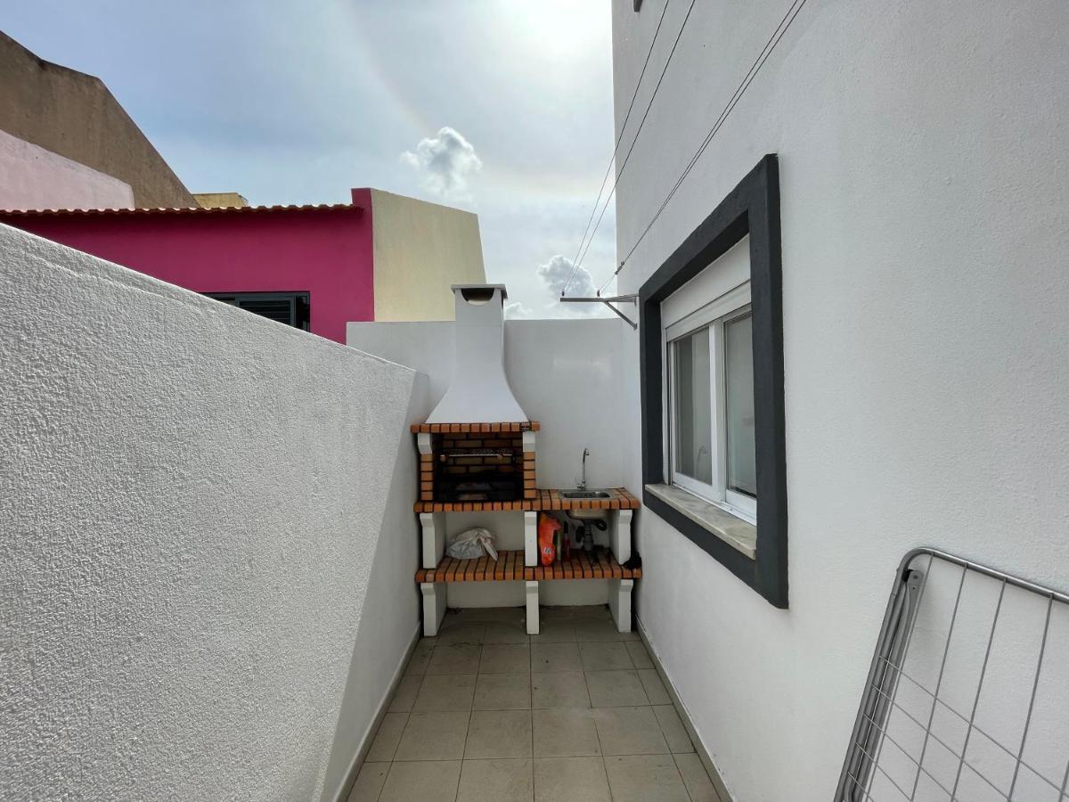 Апартаменты Happy House Barreiro Баррейру Экстерьер фото